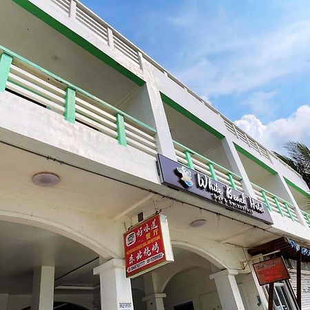 White Beach Hotel Puerto Galera Powered By Cocotel Exterior photo